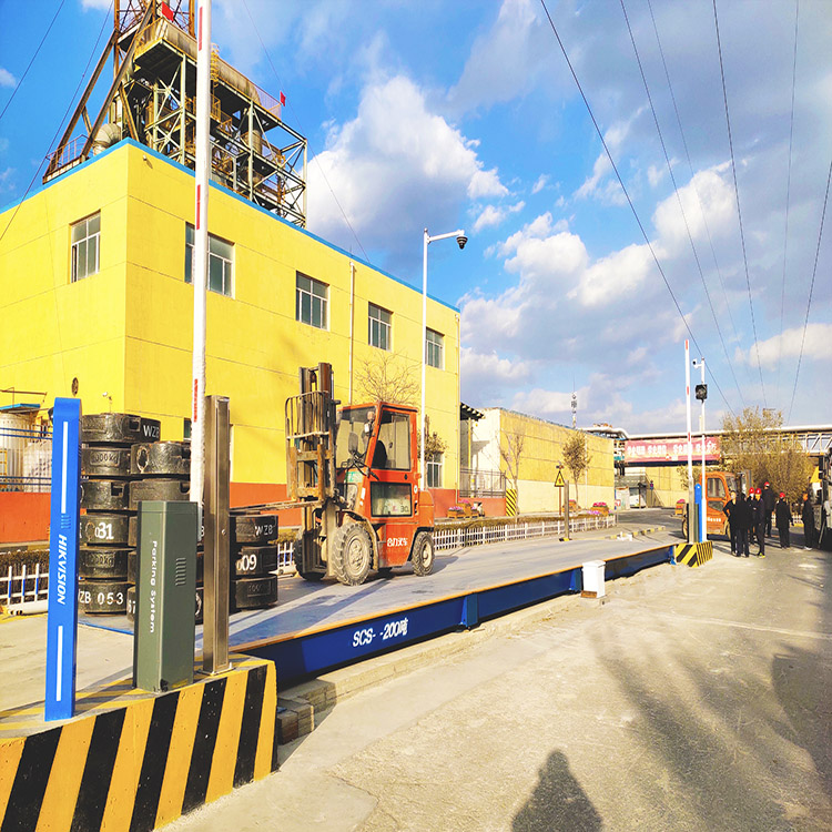 內(nèi)蒙古地磅100噸汽車衡安裝交付 內(nèi)蒙古地磅100噸汽車衡安裝交付